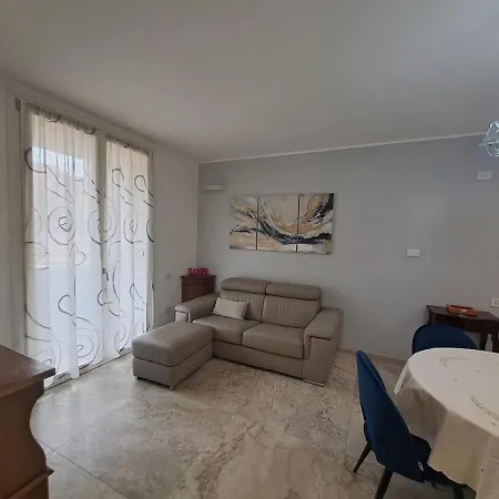 Casa Precotto Apartment Milan